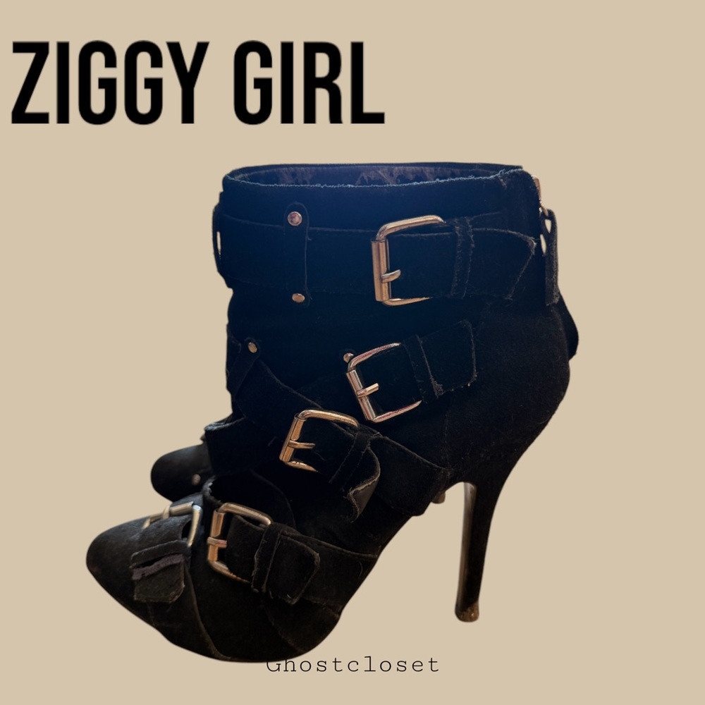 The best guiuseppe zanotti/balmain boot
Knockoff of the 2012 knockoff.  38